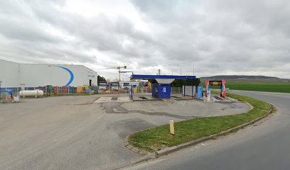 Distributeur Automatique de PIZZAS ARTISANALES à (Lavage auto à Oiry)