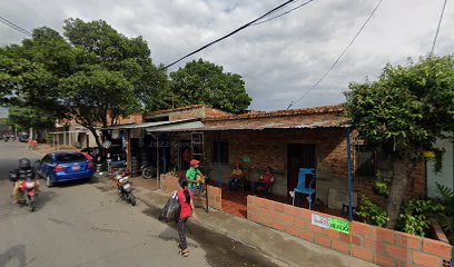 TALLER DE MOTOS TOÑO