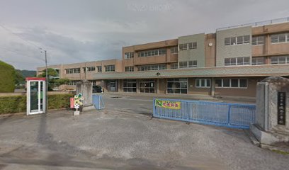 韮崎市立韮崎北西小学校