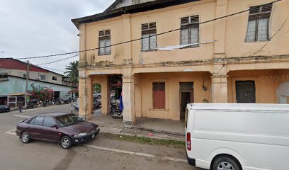 Kedai Gunting Rambut Segamat by Pak Utih