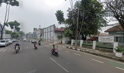 Halte Trans Metro Pasundan - STHB (Sekolah Tinggi Hukum Bandung)