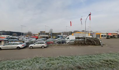 Service station, drinking water, grey and black water didposal all FOC