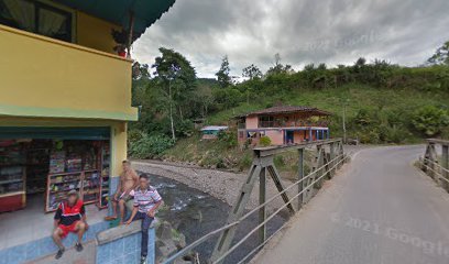 escuela Simón bolivar vereda la estrella