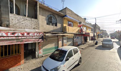 Ricos Pollos A La Leña Estrella