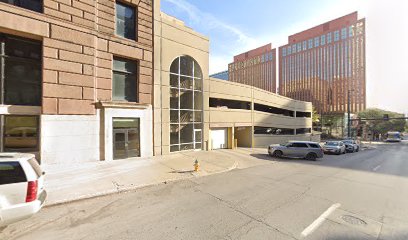 1612 Farnam St Garage