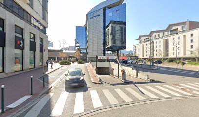 Parking Marie Curie (dépose minute)