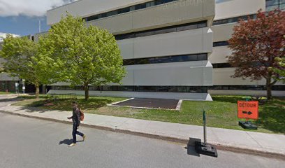 Bibliothèque Roy-Denommé, Pavillon Albert-Tessier, Université du Québec à Trois-Rivières (UQTR)