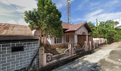 Rumah Pagar Ungu