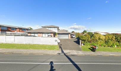 Matua Townhouse...