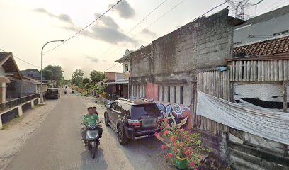 Rumah Putih Tingkat