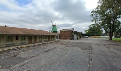 Pioneer Motel