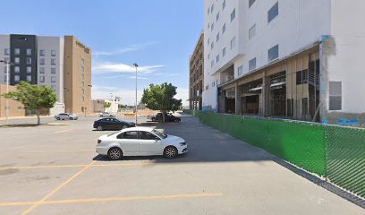 Av Benito Juarez 1220 Parking