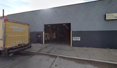 MINOLDZ Berkley Warehouse