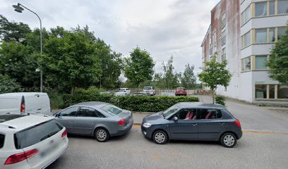 Ekholmsvägen 337 Parking
