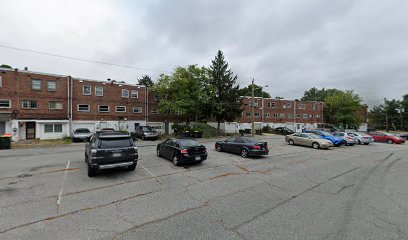 60 Madison Dr Parking