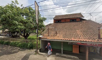 Pangkas Rambut Family