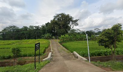 Makam Mbah Klayeng Sempu