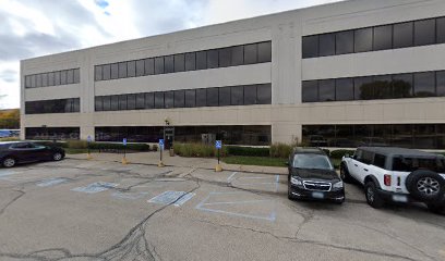 719 Indiana Ave Parking
