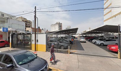 Estacionamiento Santa Ana