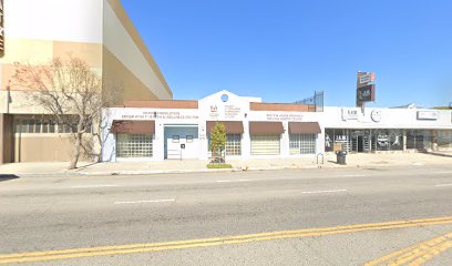 Valley Storefront Jewish Family