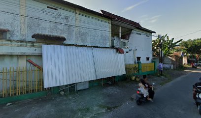 Makan Bersama Keluarga di Kademangan Blitar