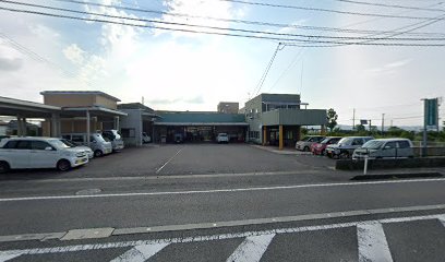 （株）渡倉商会 自動車工場