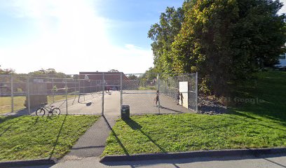Basketball Court - École Rockingham