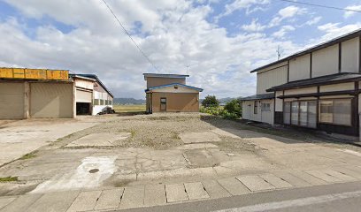 沓沢ボデー整備工場