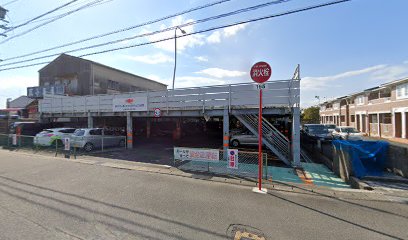 日本ペイント駐車場