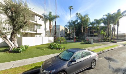 Woodlake Apartments Los Angeles