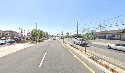 Ontario-Holt Dialysis Center