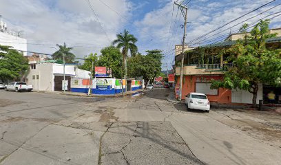 Yucatan Guayaberas y Bordados