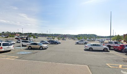 19 Downsview Dr Parking
