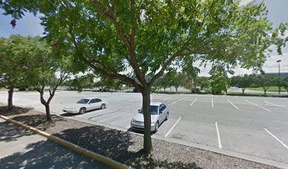 522-534 W Maple St Parking