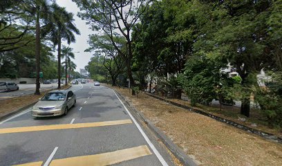 Bus stop, SK Bandar Utama