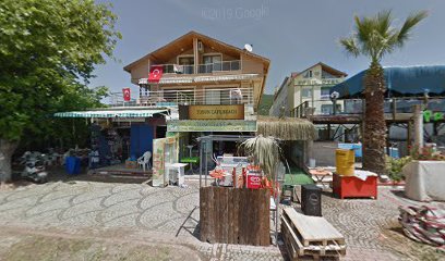 Tosun Cafe Beach