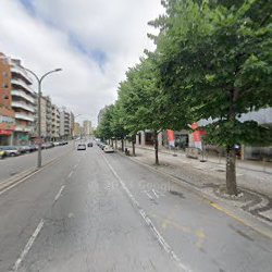 Loja de decoração e bricolage Portier, Decorações e Cortinas Ld.ª São João da Madeira