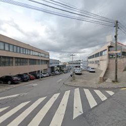 Loja de peças para automóveis Fimag - Importação E Comércio De Acessórios, Lda Braga