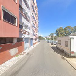 Loja de materiais de construção Merobra - Sociedade De Construções Das Mercês, Lda Queluz