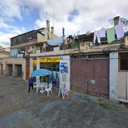 Loja de novidades Araújo'S Store - Comércio De Artesanato Regional E Têxteis, Lda Funchal