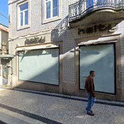 Loja de roupa Gandras & Araújos, Lda. Porto