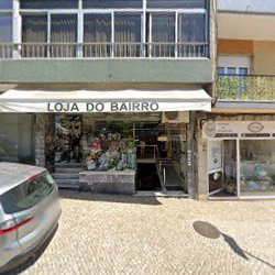 Loja de roupa Loja Do Bairro-Comercio De Texteis, Lda. Almada