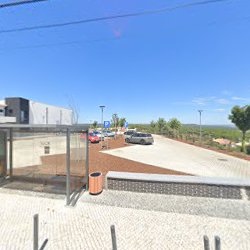 Loja de materiais de construção Courinha, Rodrigues & Silva - Construções, Lda Montargil