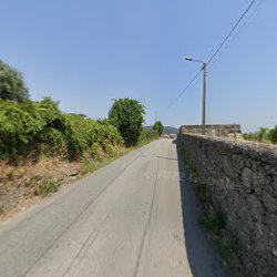 Loja de materiais de construção Construções Irmãos Carvalho, Lda. Pedra Furada