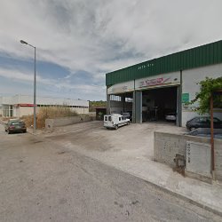 Loja de Pneus FIRSTSTOP VILA FLOR Zona Industrial