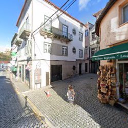 Loja de acessórios de moda Ourivesaria Nossa Senhora Da Ajuda, Lda. Lamego