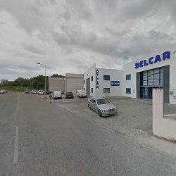 Loja de peças para automóveis SELCAR Torres Vedras