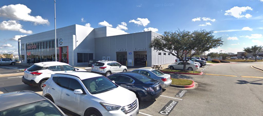 Katy Nissan Vehicle Service Center