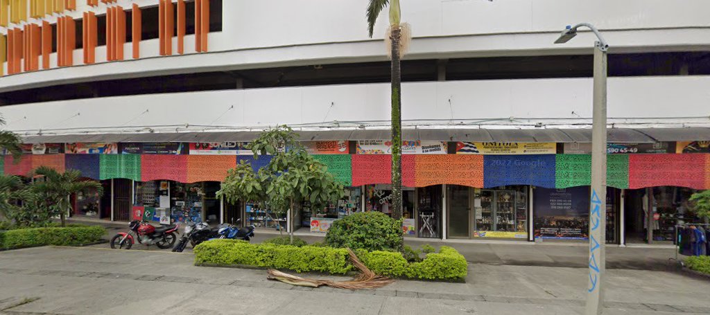 Quetzal Medellin Tienda de Maquillaje