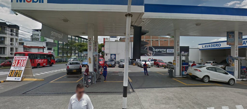 Gasolinera - Avenida Bolivar Primax